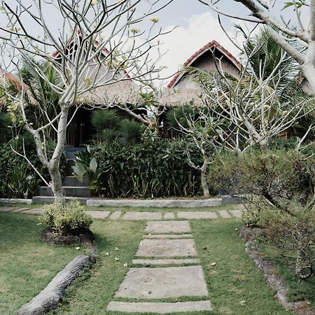 Temeling Jungle Inn Batumadeg エクステリア 写真