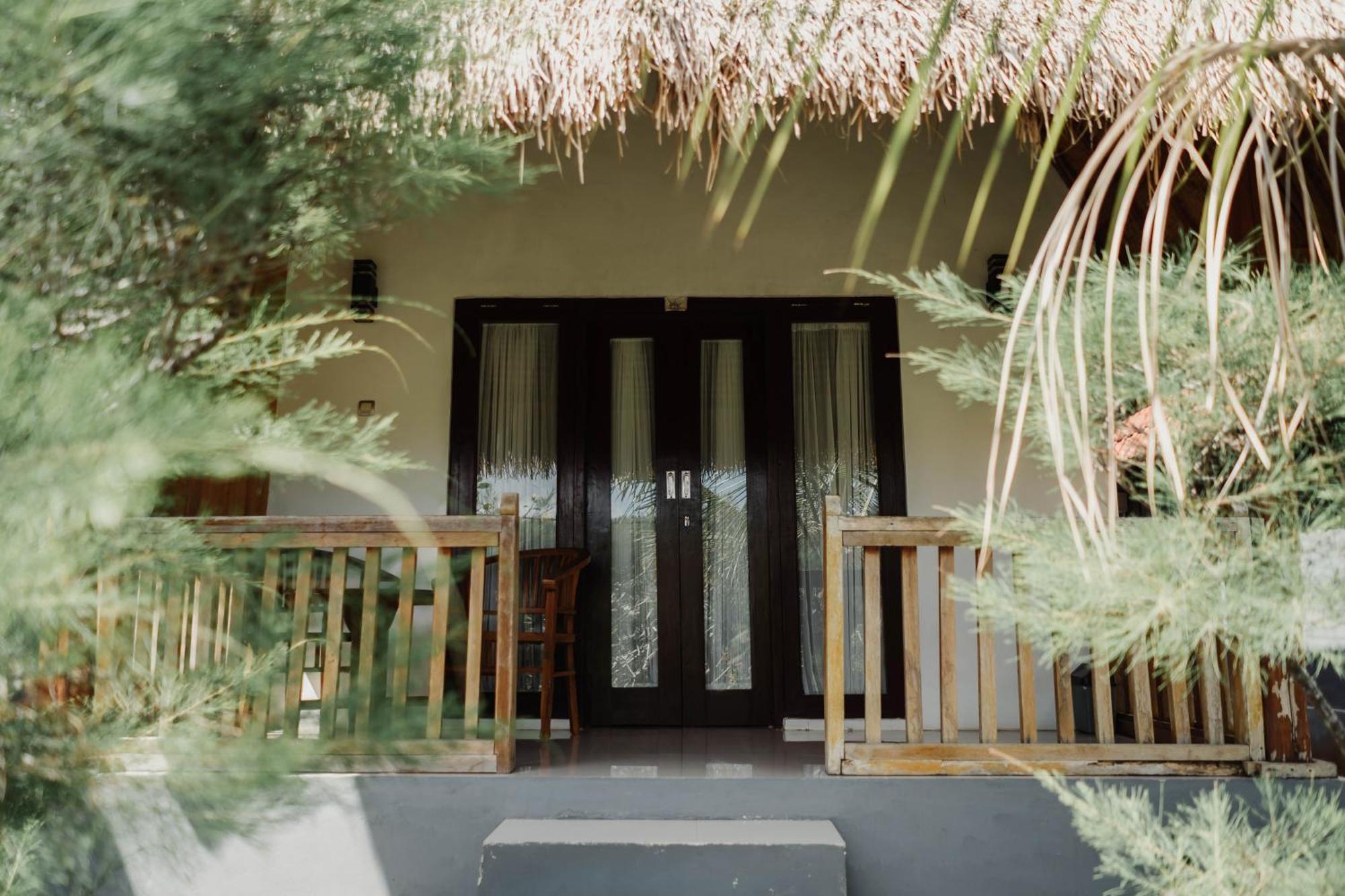 Temeling Jungle Inn Batumadeg エクステリア 写真